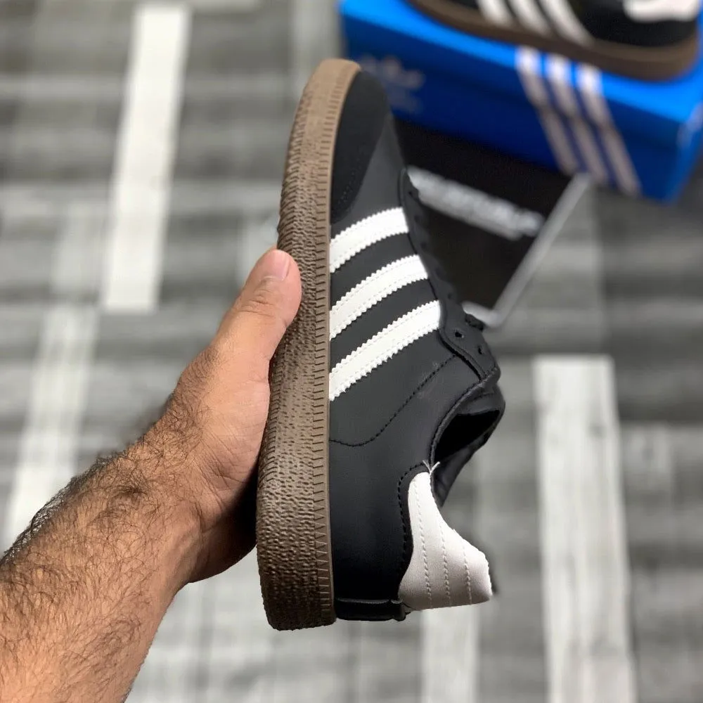 Adii Samba (Black)