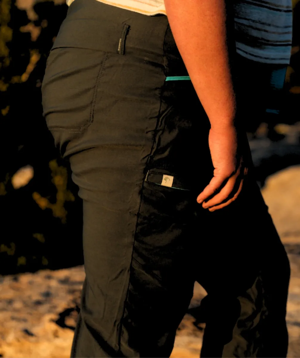Alpine Parrot Ponderosa Hiking Pant Mountain Fit Black Size US 18 (AU 22)