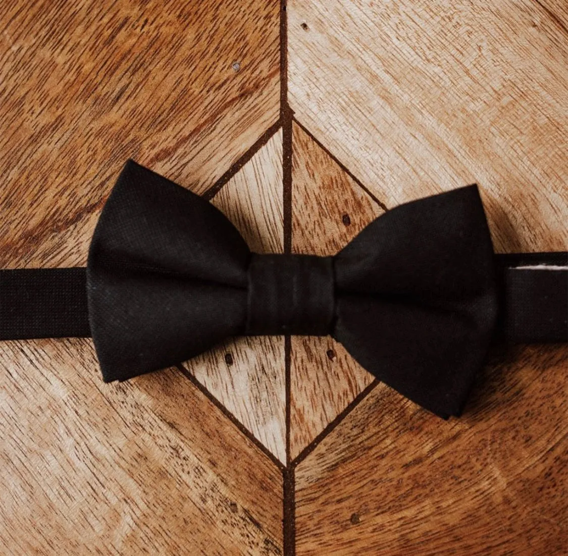 BOURNE || MENS BOW TIE