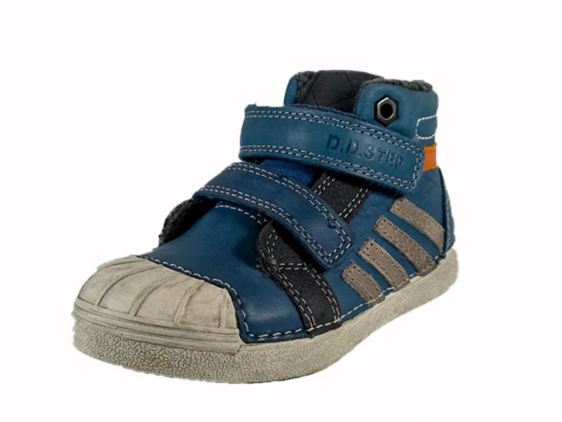 D.D. Step little kid boy shoes/winter boots with faux fur insulation blue with orange and grey decor stripes size US 8.5-4