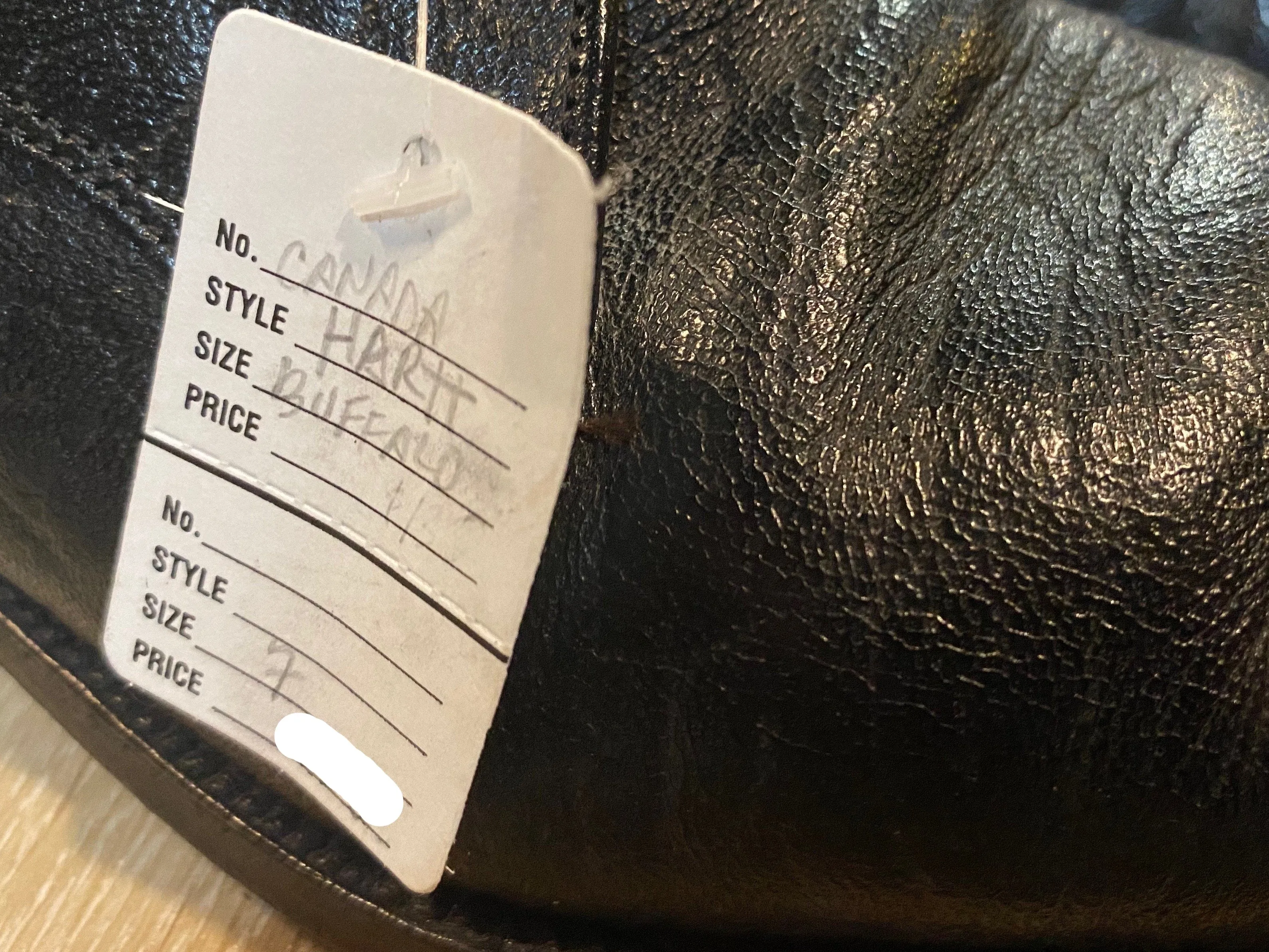 Hartt Derby Shoes 7M 39/40 (Canada)