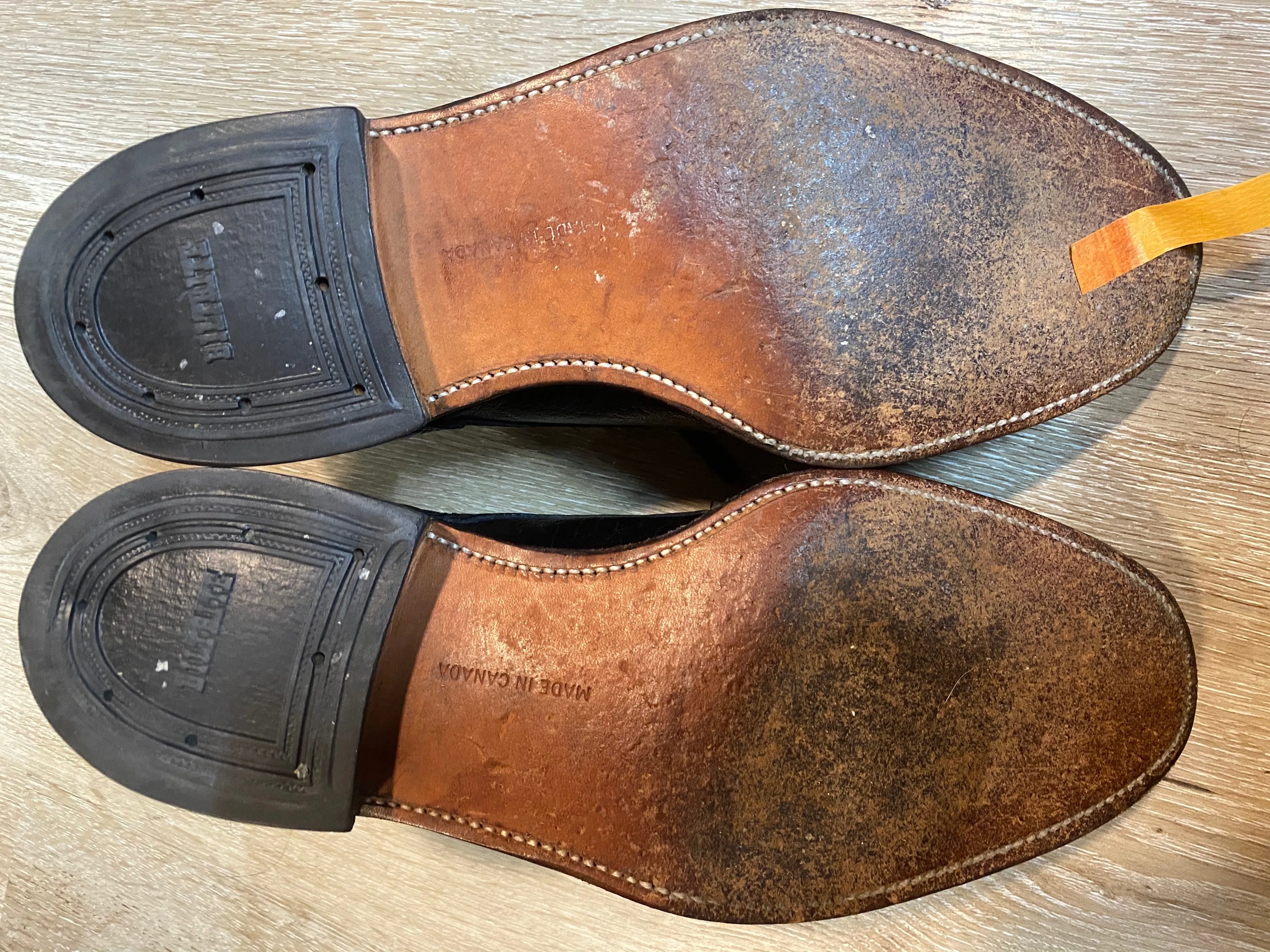 Hartt Derby Shoes 7M 39/40 (Canada)