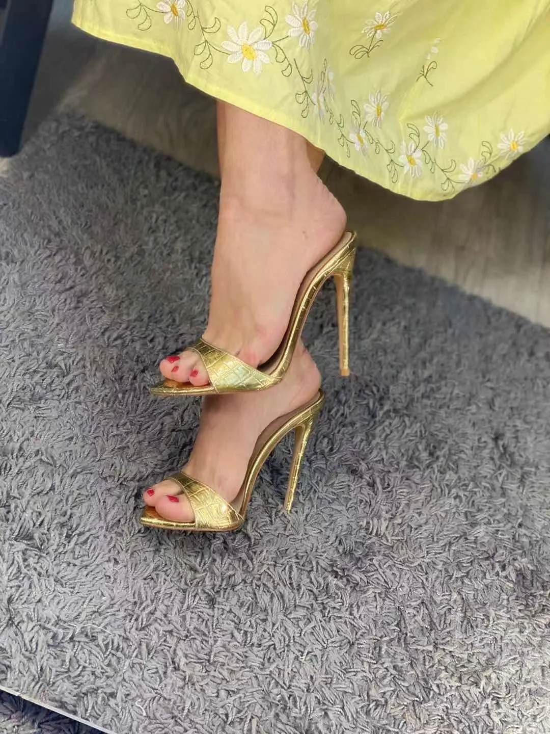 Peep Toe Slip On Thin High Sandals
