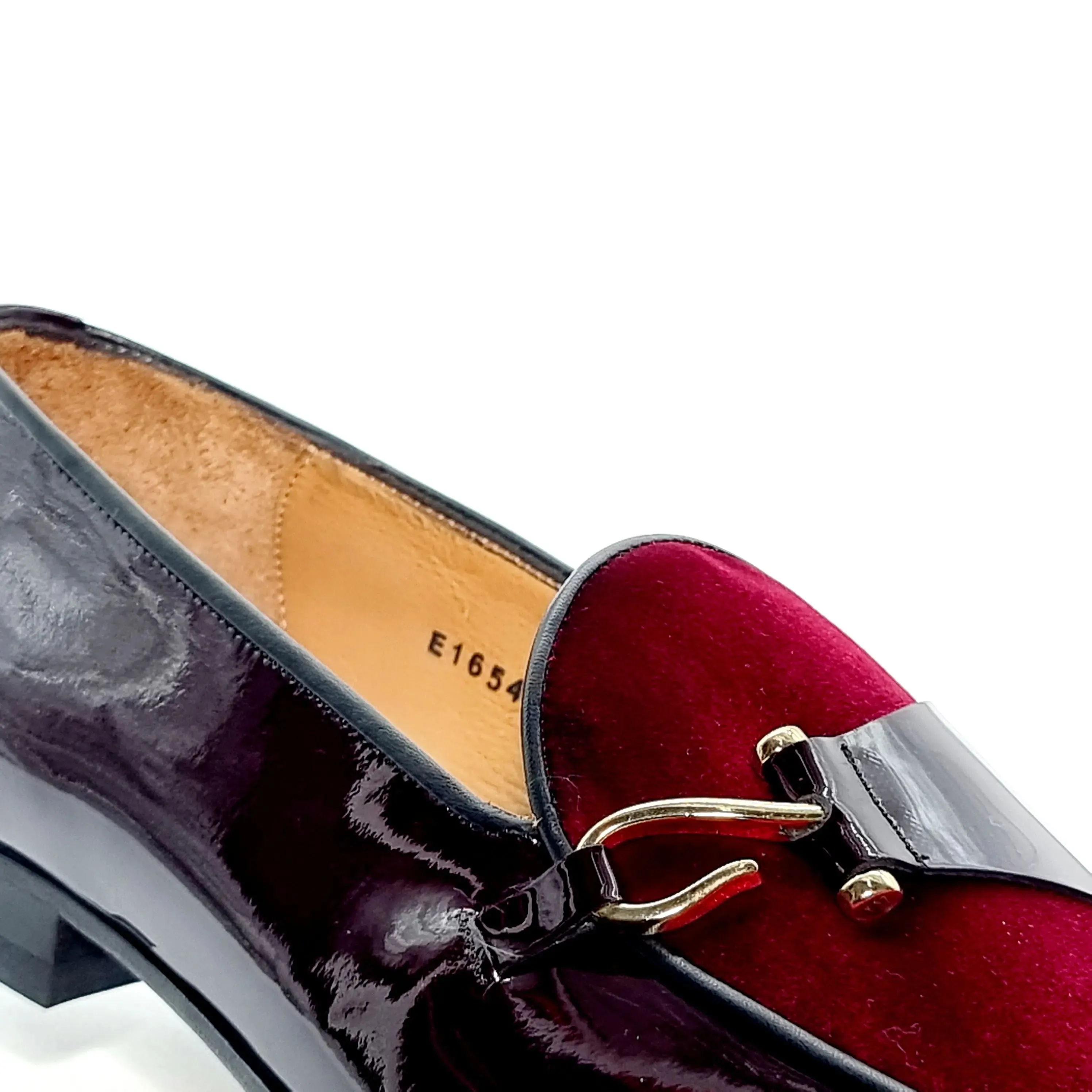 Statement Slip-On Loafers - ELI11654